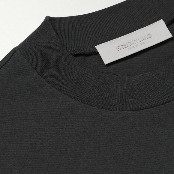 Like New Men’s Small Fear Of God Essentials Oversized Long-sleeve T-Shirt Black - Picture 3 of 15